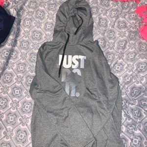 Nike Sweaters - Nike Sweatshirt/Hoodie Nike Sweaters - Nike Sweatshirt/Hoodie